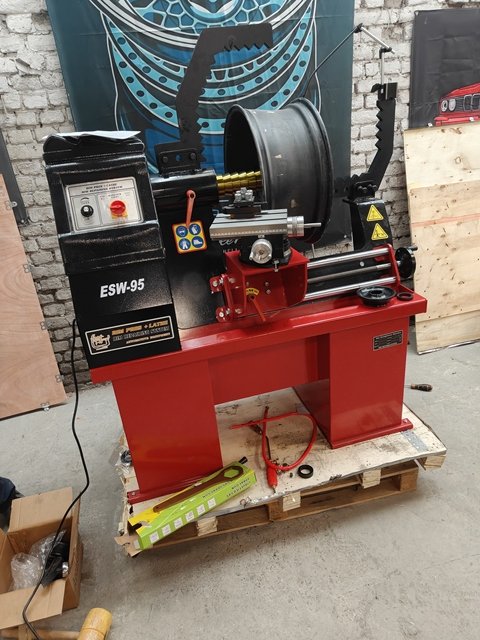 ESW-95LM alloy wheel straightening machine installed in customer workshop in Mexico